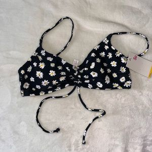 NWT swim top. Size small.